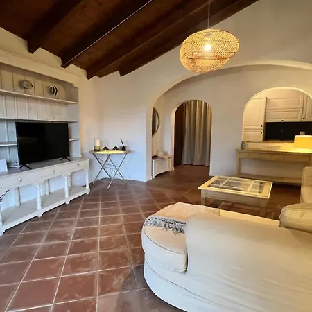 Sole Con Piscina Privata